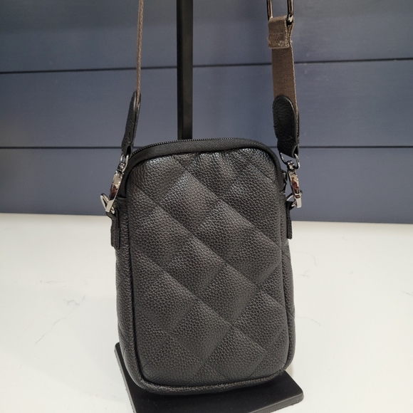 Haute Shore Casey Espreso Cell Phone Case Bag - Picture 3 of 10